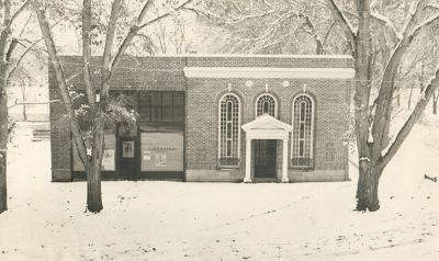 The Times-Independent operated out of a bank building in 1918 on the site of what is now Wells Fargo at Center and Main streets. (Times-Independent file photo)