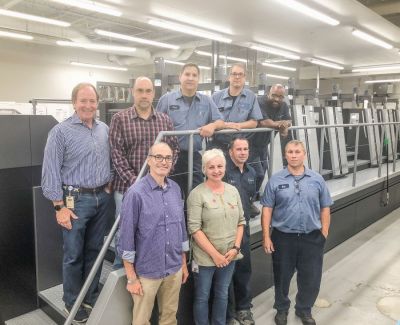 Top Row- left to right: Mike Graff (president & CEO), Peter Stillo (senior vice president, sales), John Nieves (web operator), Nick Minervini and Kenny Williamson (sheetfed operators)
Bottom Row – left to right: Neal Alexander (senior vice president, Sales), Izabela Stefaniak (prepress quality control), Robert Todaro and  Kenny Saulino (sheetfed operators)